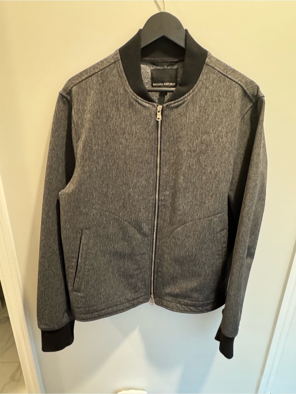 Banana Republic Gray Bomber Jacket Men’s Medium Full Zip Fleece Lined